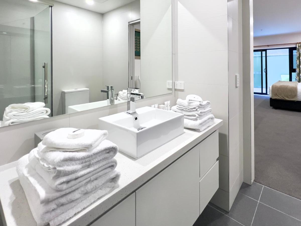 Sixty Six Boutique Apartments Хоубарт Екстериор снимка