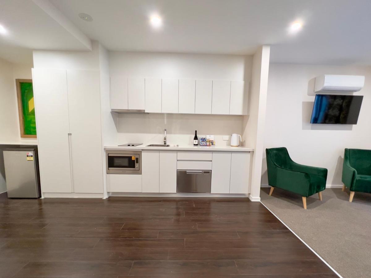 Sixty Six Boutique Apartments Хоубарт Екстериор снимка